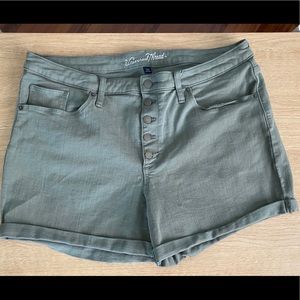 NWOT Universal Threads - Shorts
